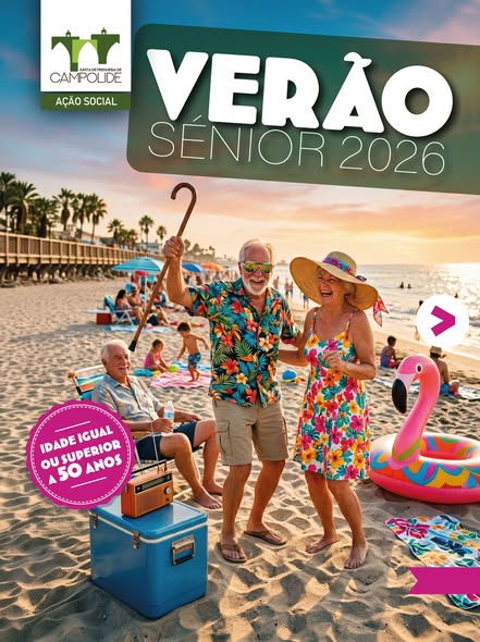 Estrutura de madeira para troca de livros no parque